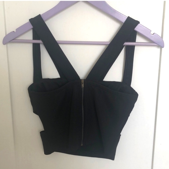 Guess Crop Top - Picture 5 of 11